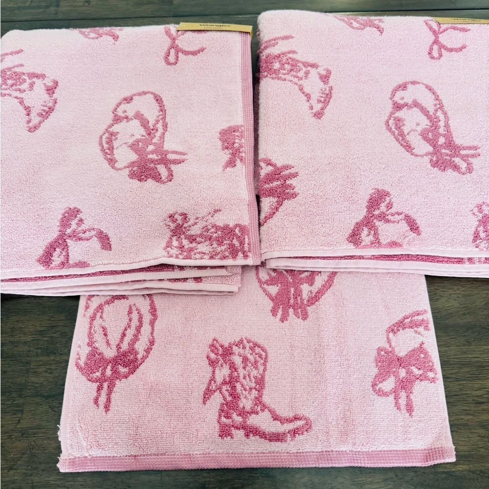 Wrangler Pink Cowboy Like Me Western Cowgirl Bathroom Bath Hand Towels Set
